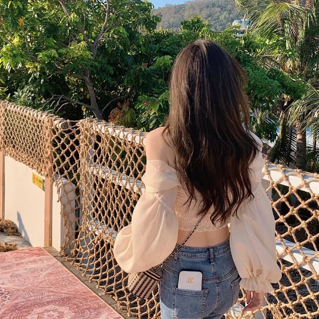 五年后，她带崽归来